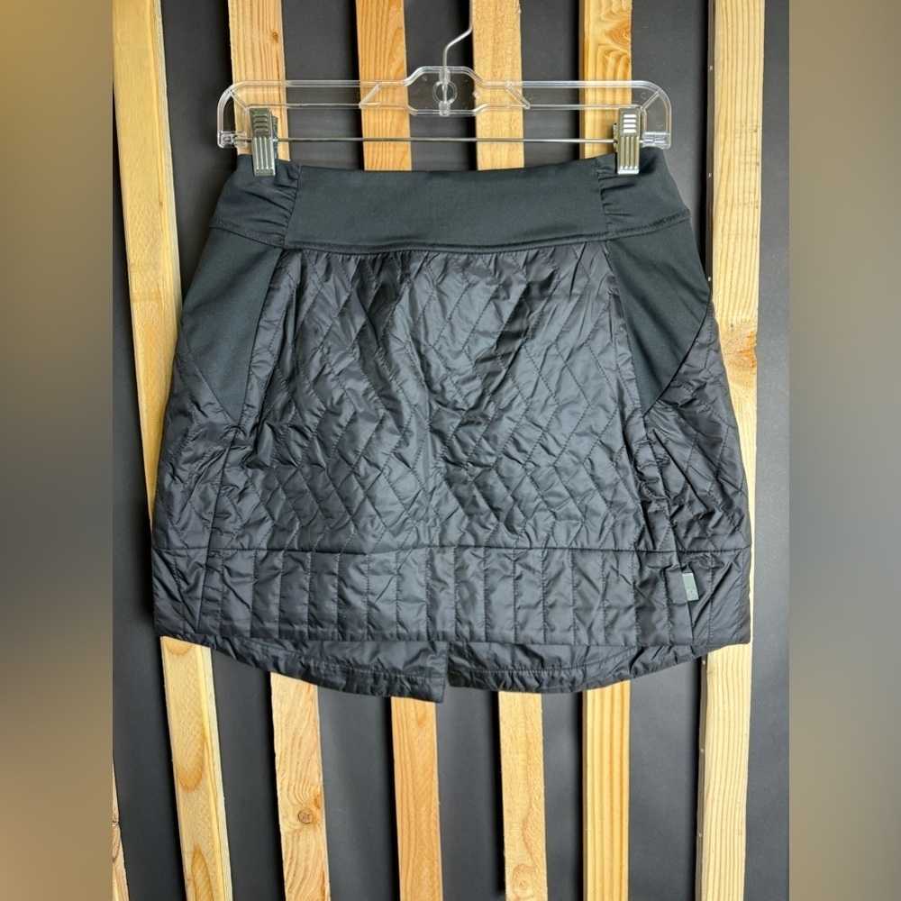Mountain Hardware Women’s Small Black Skirt
